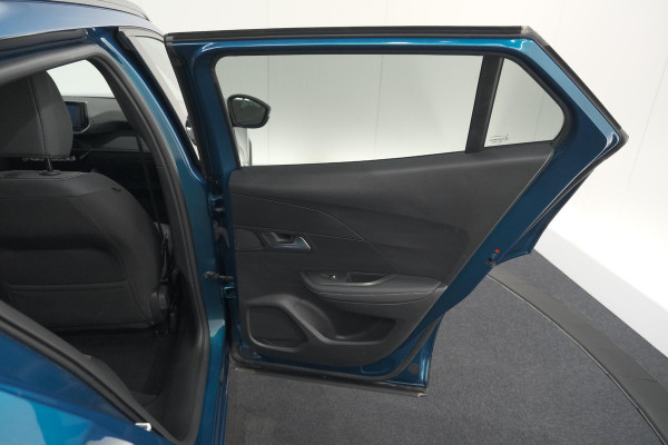 Peugeot e-2008 EV Allure Avantage 54 kWh | 11 KW Laadfunctie | Parkeersensoren | Apple Carplay