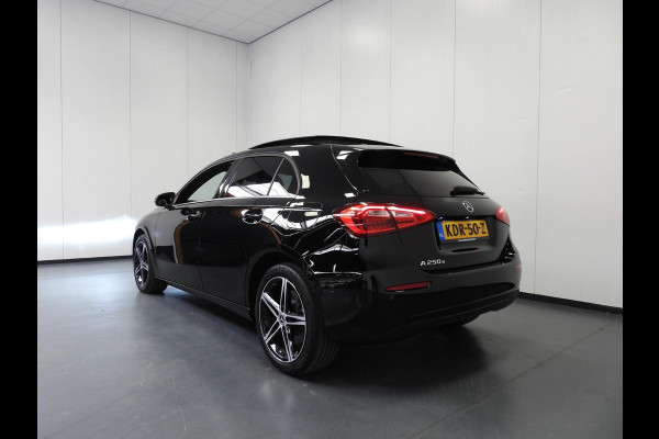 Mercedes-Benz A-Klasse A250e Advantage NAVI/SCHUIFDAK/NIGHT/LED/18"LMV!