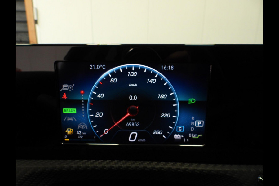 Mercedes-Benz A-Klasse A250e Advantage NAVI/SCHUIFDAK/NIGHT/LED/18"LMV!