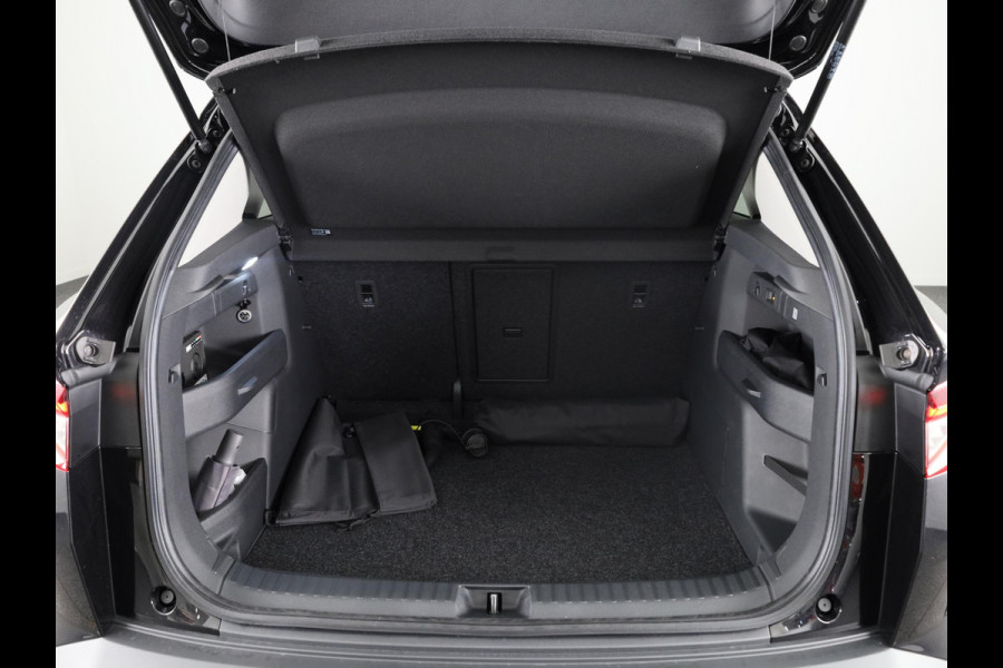 Škoda Elroq 60 Business Edition - Tour 204pk Black Pakket | Trekhaak | 20 inch RS | Stoelverwarming | Adaptive Cruise Control | Blind Spot