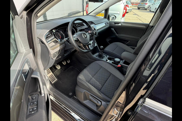 Volkswagen Touran 1.5 TSI Comfortline Business 7p NAVI - ACC - STOELVERW.