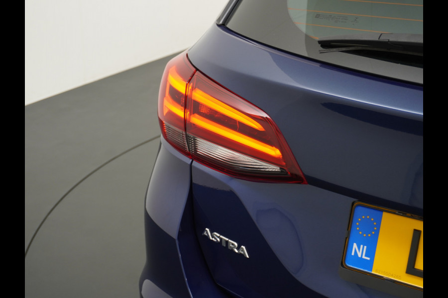 Opel Astra Sports Tourer 1.4T 145pk AGR Comfort Stoel Navi Ecc Camera Apple Carplay Android Auto Keyless Cruise Control Led Bluetooth Pdc Isofix Lmv Business Elegance Origineel Nederlandse Auto