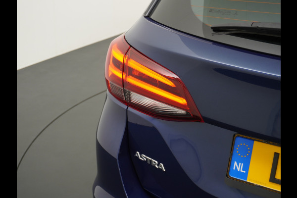 Opel Astra Sports Tourer 1.4T 145pk AGR Comfort Stoel Navi Ecc Camera Apple Carplay Android Auto Keyless Cruise Control Led Bluetooth Pdc Isofix Lmv Business Elegance Origineel Nederlandse Auto