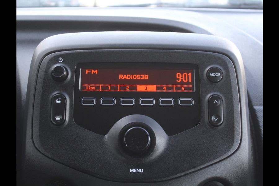 Toyota Aygo 1.0 VVT-i x-fun AIRCO | LED | BLUETOOTH | ELRM | STB | ISOFIX