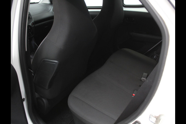 Toyota Aygo 1.0 VVT-i x-fun AIRCO | LED | BLUETOOTH | ELRM | STB | ISOFIX