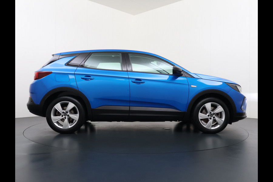Opel Grandland 1.6T 225PK PHEV Hybrid AUT-8 Facelift Navi Ecc Apple Carplay Android Auto 360°Camera Adaptieve Cruise Control Pdc Plug-In Hybride DAB+ Lane Assist Stuur Verwarming Led Keyless Digitaal dashboard 1e Eigenaar Origineel Nederlandse Auto