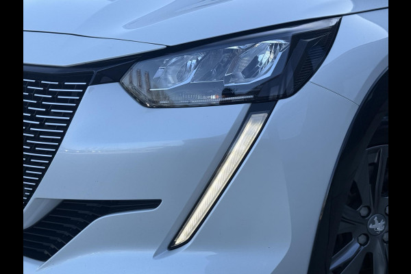 Peugeot e-208 EV Allure Pack 50 kWh 2e Eigenaar|SoH 91,19%|Navi|Carplay|Camera|Clima|Cruise|PDC|Dealer Onderhouden|APK tot 11-2027