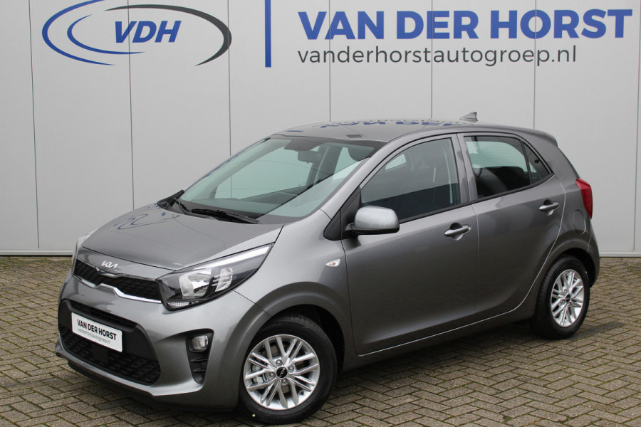 Kia Picanto 1.0-67pk DPi DynamicLine 5drs. Wegenbelasting slechts €. 32,- per mnd. Airco, camera, Apple carplay/Android auto, metallic lak, LM wielen, Bluetooth, centr. vergr. afst. bed., cruise cntrl etc.