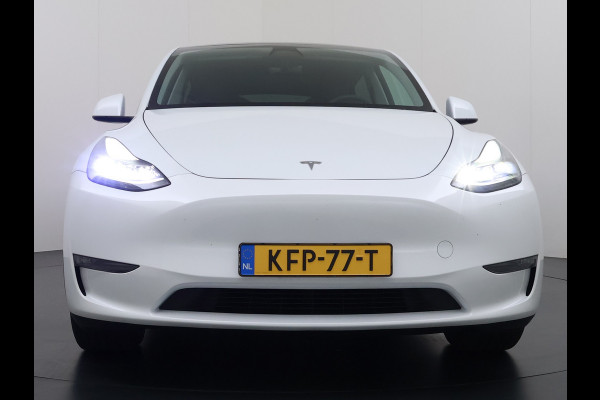 Tesla Model Y Long Range AWD 514pk Warmtepomp SOH 93% Leder Panoramadak Matrix-LED Autopilot Elektr.Stuur+Stoel+Verwarmd Navi Ecc Premium Audi Elektr.Stuur+Stoel+Verwarmd Navi Ecc Premium Audio Keyless Privacy Glass 4WD 1e Eigenaar Fabrieksgarantie tot 23-2-2027 Garantie op Accu en Motoren 23-02-2031/192.000km