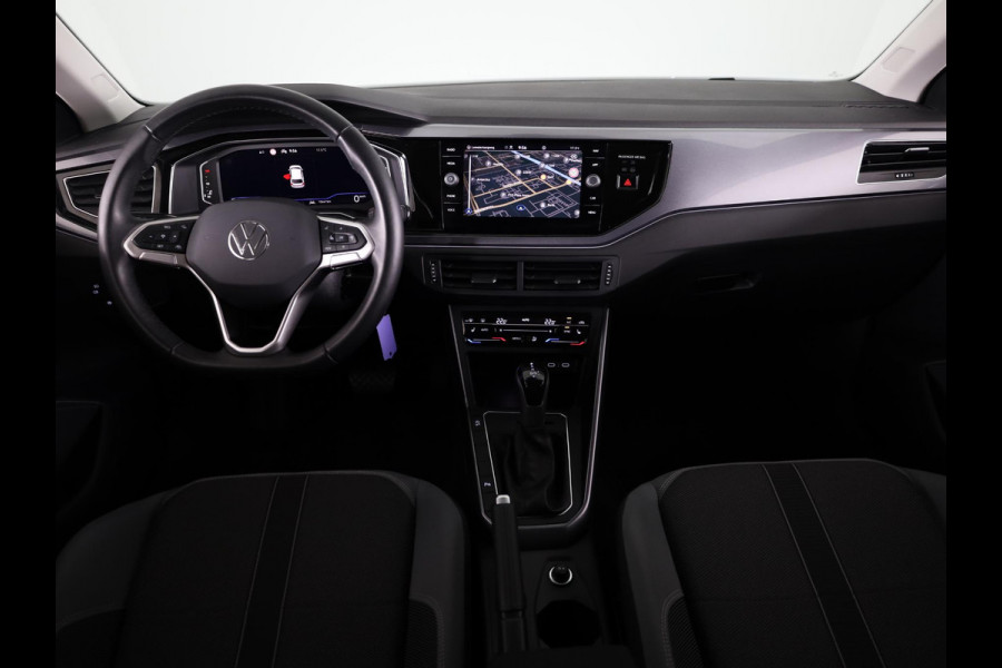 Volkswagen Polo 1.0 TSI Style 95 pk Automaat (DSG) | Navigatie | Parkeersensoren | Adaptieve cruise control | Matrix LED koplampen | Stoelverwarming |