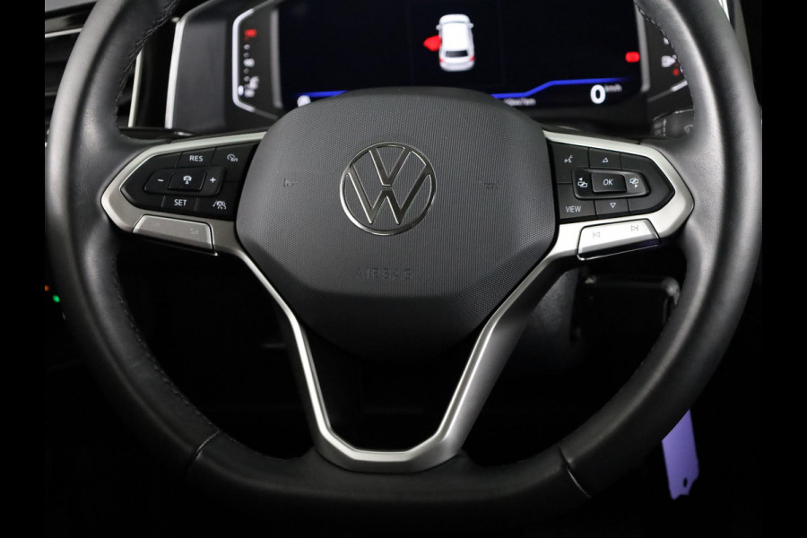 Volkswagen Polo 1.0 TSI Style 95 pk Automaat (DSG) | Navigatie | Parkeersensoren | Adaptieve cruise control | Matrix LED koplampen | Stoelverwarming |