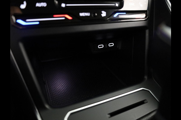 Volkswagen Polo 1.0 TSI Style 95 pk Automaat (DSG) | Navigatie | Parkeersensoren | Adaptieve cruise control | Matrix LED koplampen | Stoelverwarming |