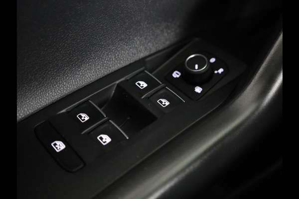 Volkswagen Polo 1.0 TSI Style 95 pk Automaat (DSG) | Navigatie | Parkeersensoren | Adaptieve cruise control | Matrix LED koplampen | Stoelverwarming |