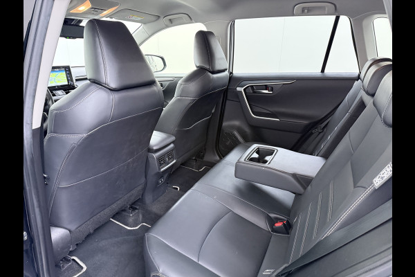 Toyota RAV4 2.5I 218PK Hybrid AUT. Leder Apple Carplay Android Auto Navi Dual Ecc JBL®-Audio Adap.Cruise Camera Business Plus Keyless Elek.Achterklep Stoelverwarming Elek.Stoel Lane Assist Wifi Led Lmv 18" Regensensor DAB 1e Eigenaar Origineel Nederlandse Auto