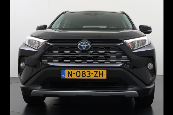 Toyota RAV4 2.5I 218PK Hybrid AUT. Leder Apple Carplay Android Auto Navi Dual Ecc JBL®-Audio Adap.Cruise Camera Business Plus Keyless Elek.Achterklep Stoelverwarming Elek.Stoel Lane Assist Wifi Led Lmv 18" Regensensor DAB 1e Eigenaar Origineel Nederlandse Auto