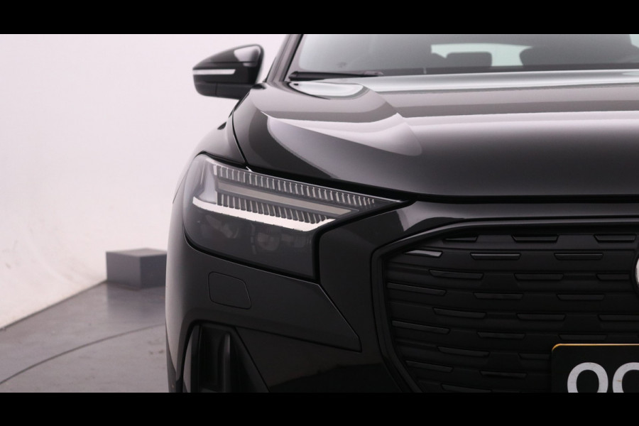 Audi Q4 e-tron 45 quattro S Edition 82 kWh Assistentie Plus | Zwart optiek | Carplay Demo Roel