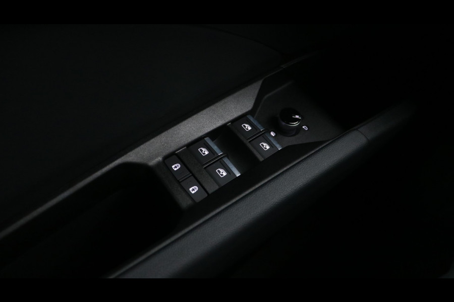Audi Q4 e-tron 45 quattro S Edition 82 kWh Assistentie Plus | Zwart optiek | Carplay Demo Roel
