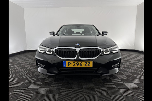 BMW 3-serie 320i Business Edition (INCL-BTW) Aut. *FULL-LED | NAVI-FULLMAP | COMFORTSEATS | HIFI-SOUND | DIGI-COCKPIT | DAB | SHIFT-PADDLES | ECC | TOWBAR | PDC | CRUISE | 16''ALU*