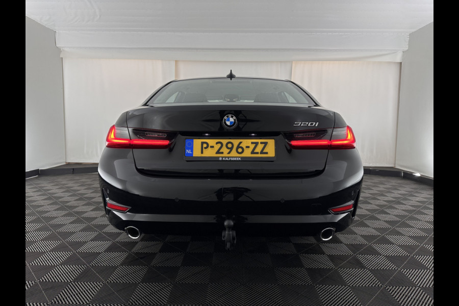 BMW 3-serie 320i Business Edition (INCL-BTW) Aut. *FULL-LED | NAVI-FULLMAP | COMFORTSEATS | HIFI-SOUND | DIGI-COCKPIT | DAB | SHIFT-PADDLES | ECC | TOWBAR | PDC | CRUISE | 16''ALU*