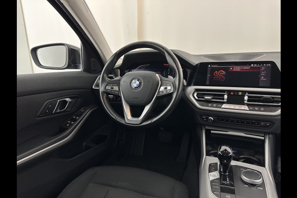 BMW 3-serie 320i Business Edition (INCL-BTW) Aut. *FULL-LED | NAVI-FULLMAP | COMFORTSEATS | HIFI-SOUND | DIGI-COCKPIT | DAB | SHIFT-PADDLES | ECC | TOWBAR | PDC | CRUISE | 16''ALU*