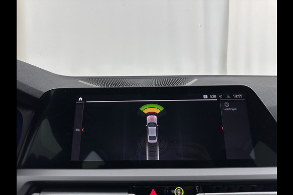 BMW 3-serie 320i Business Edition (INCL-BTW) Aut. *FULL-LED | NAVI-FULLMAP | COMFORTSEATS | HIFI-SOUND | DIGI-COCKPIT | DAB | SHIFT-PADDLES | ECC | TOWBAR | PDC | CRUISE | 16''ALU*