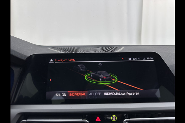 BMW 3-serie 320i Business Edition (INCL-BTW) Aut. *FULL-LED | NAVI-FULLMAP | COMFORTSEATS | HIFI-SOUND | DIGI-COCKPIT | DAB | SHIFT-PADDLES | ECC | TOWBAR | PDC | CRUISE | 16''ALU*