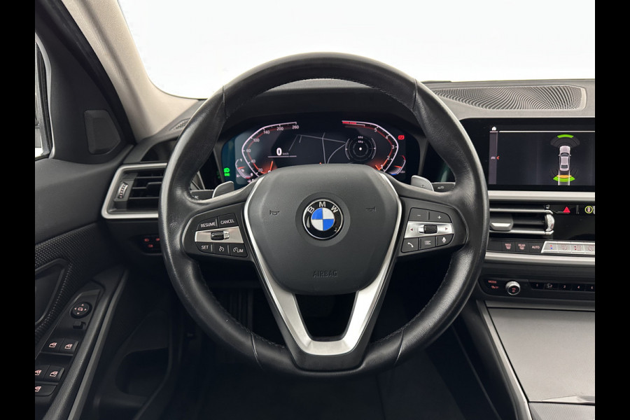 BMW 3-serie 320i Business Edition (INCL-BTW) Aut. *FULL-LED | NAVI-FULLMAP | COMFORTSEATS | HIFI-SOUND | DIGI-COCKPIT | DAB | SHIFT-PADDLES | ECC | TOWBAR | PDC | CRUISE | 16''ALU*