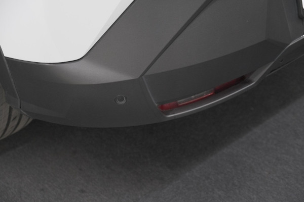 Peugeot 3008 1.2 Hybrid 145 GT | Camera | Adaptieve Cruise Control | Elektrische Kofferklep | Stuurwielverwarming