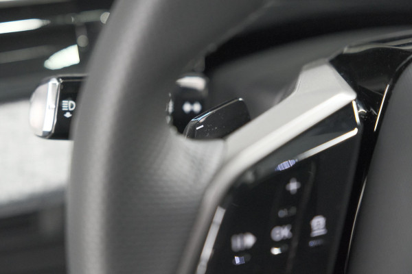 Peugeot 3008 1.2 Hybrid 145 GT | Camera | Adaptieve Cruise Control | Elektrische Kofferklep | Stuurwielverwarming