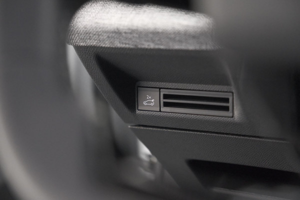 Peugeot 3008 1.2 Hybrid 145 GT | Camera | Adaptieve Cruise Control | Elektrische Kofferklep | Stuurwielverwarming