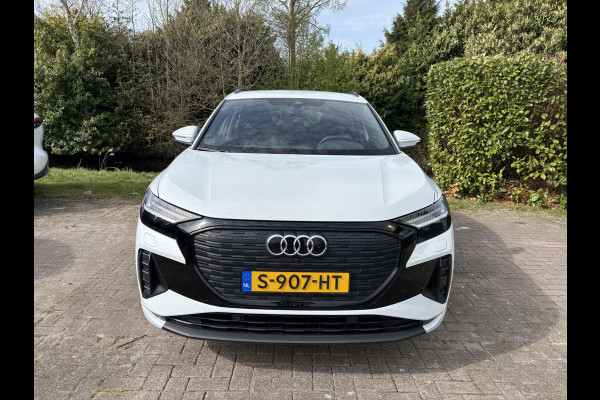 Audi Q4 e-tron 40 Advanced edition 77 kWh | Stoelverwarming | Elek. klep | SOH 96,7% |  Navigatie | Keyless entry | 20 Inch LMV |