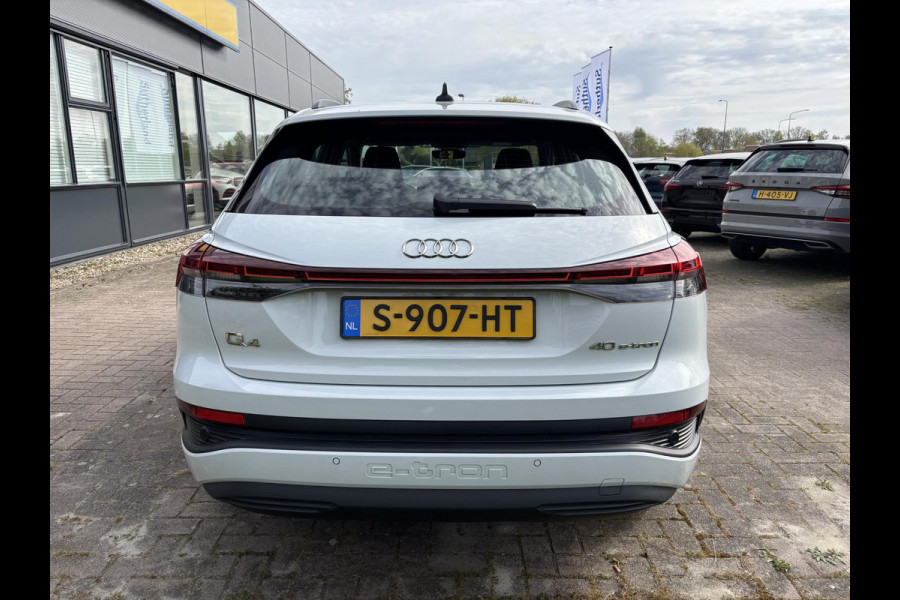 Audi Q4 e-tron 40 Advanced edition 77 kWh | Stoelverwarming | Elek. klep | SOH 96,7% |  Navigatie | Keyless entry | 20 Inch LMV |
