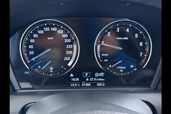 BMW 1-serie 118I AUT-8 Sport Navi Pdc Sportstoelen Trekhaak Ecc Corporate Edition Lmv 17" Regen-Lichtsensor Isofix Bluetooth Origineel Nederlandse Auto Zeer nette BMW 118I