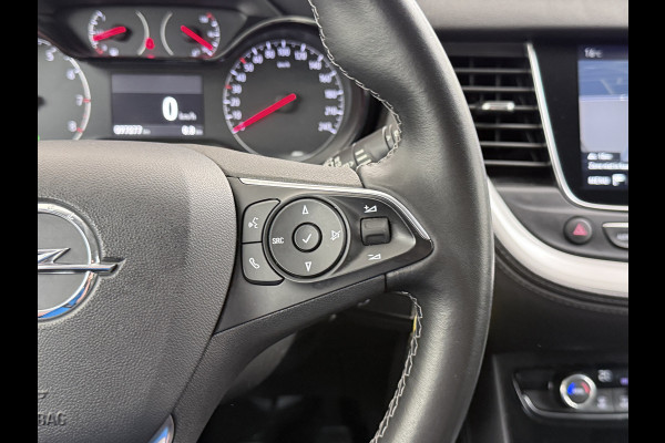 Opel Grandland X 1.2T 131PK Trekhaak Navi Ecc Pdc Apple Carplay Android Auto Cruise Control Edition Lmv Licht-Regensensor Verkeersbordherkenning PrivacyGlas IntelliLink Bluetooth Origineel Nederlandse Auto 1.400KG Trekgewicht! Bij ons volledig Onderhouden
