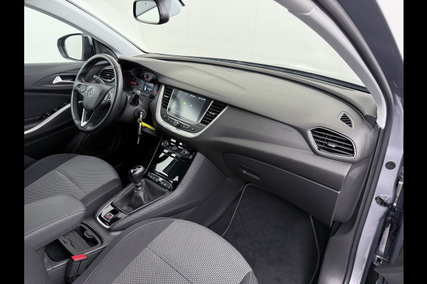 Opel Grandland X 1.2T 131PK Trekhaak Navi Ecc Pdc Apple Carplay Android Auto Cruise Control Edition Lmv Licht-Regensensor Verkeersbordherkenning PrivacyGlas IntelliLink Bluetooth Origineel Nederlandse Auto 1.400KG Trekgewicht! Bij ons volledig Onderhouden