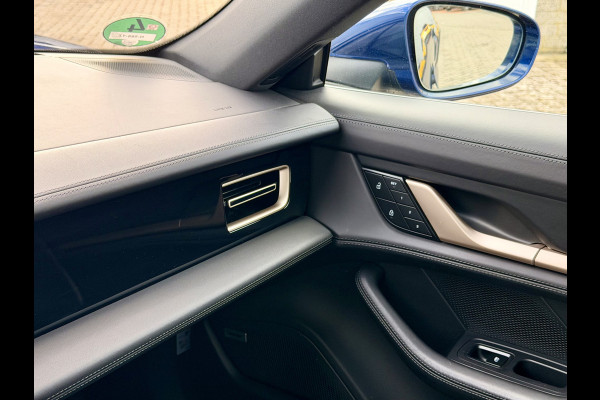 Porsche Taycan Cross Turismo 4 93 kWh BOSE | Adaptieve Sportstoelen | PANO | NL auto