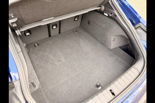 Porsche Taycan Cross Turismo 4 93 kWh BOSE | Adaptieve Sportstoelen | PANO | NL auto