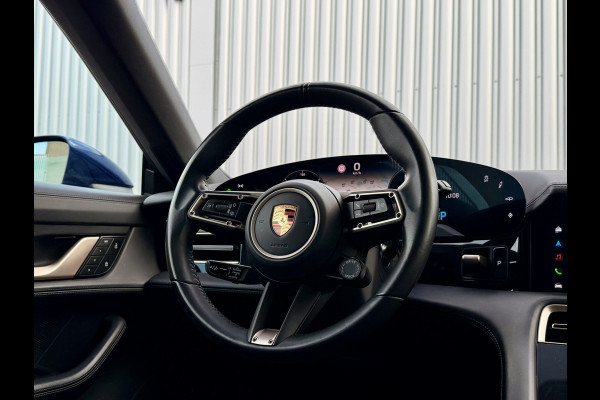 Porsche Taycan Cross Turismo 4 93 kWh BOSE | Adaptieve Sportstoelen | PANO | NL auto
