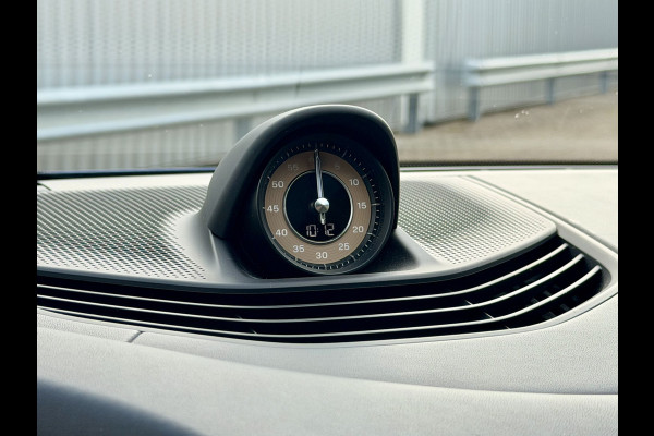 Porsche Taycan Cross Turismo 4 93 kWh BOSE | Adaptieve Sportstoelen | PANO | NL auto