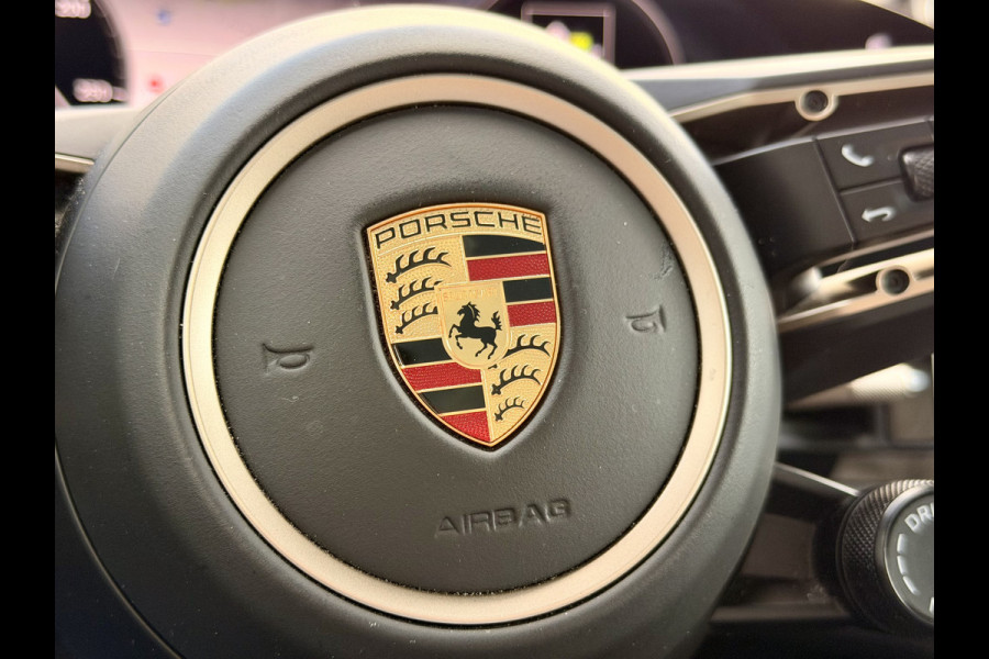 Porsche Taycan Cross Turismo 4 93 kWh BOSE | Adaptieve Sportstoelen | PANO | NL auto
