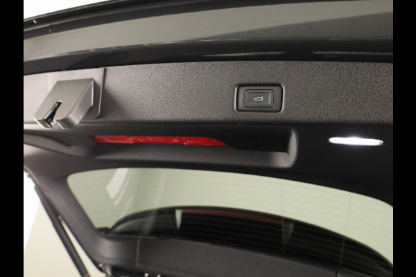 Audi Q5 Advanced edition e-hybrid 299 PK | Keyless | Stoelen voor elektrisch | Sfeerverlichting | Leder |