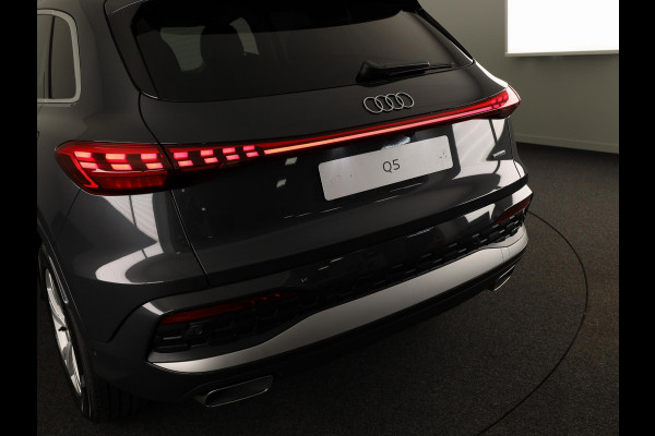 Audi Q5 Advanced edition e-hybrid 299 PK | Keyless | Stoelen voor elektrisch | Sfeerverlichting | Leder |