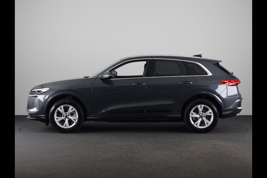 Audi Q5 Advanced edition e-hybrid 299 PK | Keyless | Stoelen voor elektrisch | Sfeerverlichting | Leder |