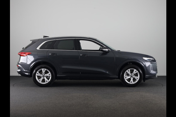 Audi Q5 Advanced edition e-hybrid 299 PK | Keyless | Stoelen voor elektrisch | Sfeerverlichting | Leder |