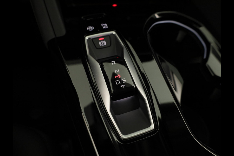 Audi Q5 Advanced edition e-hybrid 299 PK | Keyless | Stoelen voor elektrisch | Sfeerverlichting | Leder |