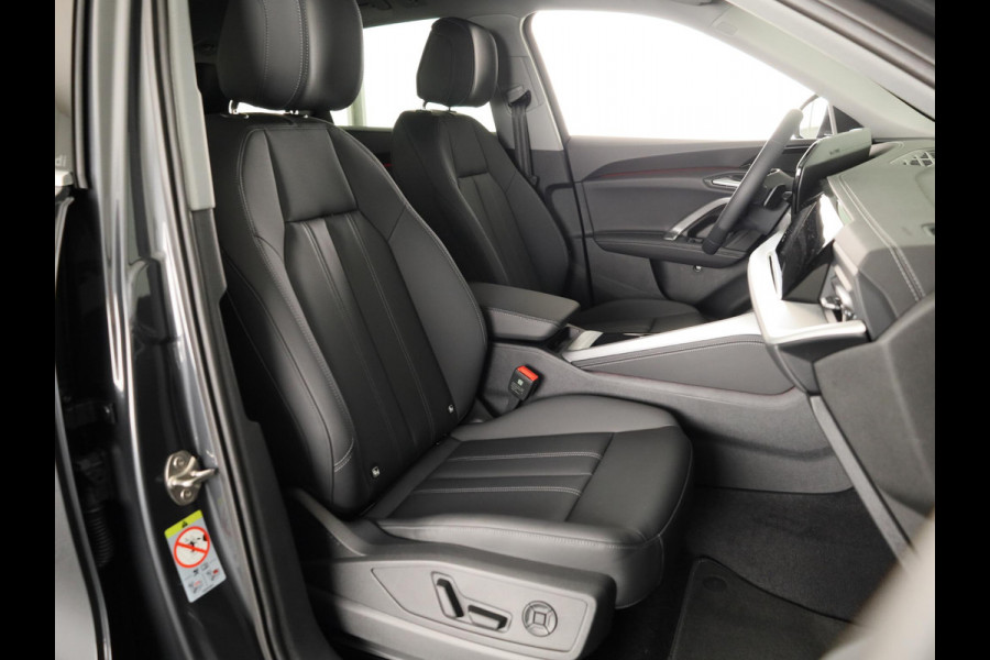 Audi Q5 Advanced edition e-hybrid 299 PK | Keyless | Stoelen voor elektrisch | Sfeerverlichting | Leder |