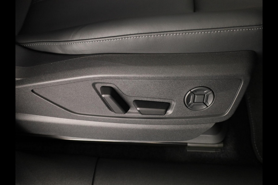 Audi Q5 Advanced edition e-hybrid 299 PK | Keyless | Stoelen voor elektrisch | Sfeerverlichting | Leder |
