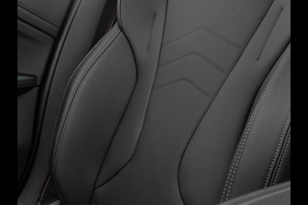 BMW X1 sDrive18i M-Sport Pro - Pano - Memoryzetel - Trekhaak - ACC - Head-Up - Harman Kardon