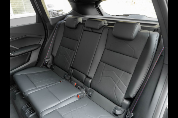 BMW X1 sDrive18i M-Sport Pro - Pano - Memoryzetel - Trekhaak - ACC - Head-Up - Harman Kardon