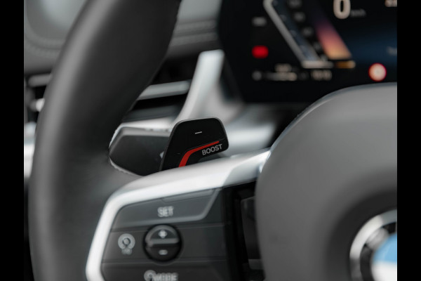 BMW X1 sDrive18i M-Sport Pro - Pano - Memoryzetel - Trekhaak - ACC - Head-Up - Harman Kardon